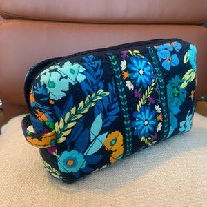 Vera Bradley makeup / toiletries pouch